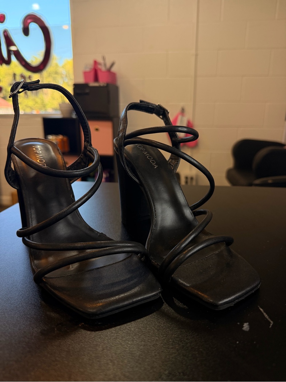 TOP Moda Black Strappy Block Heel Sandals